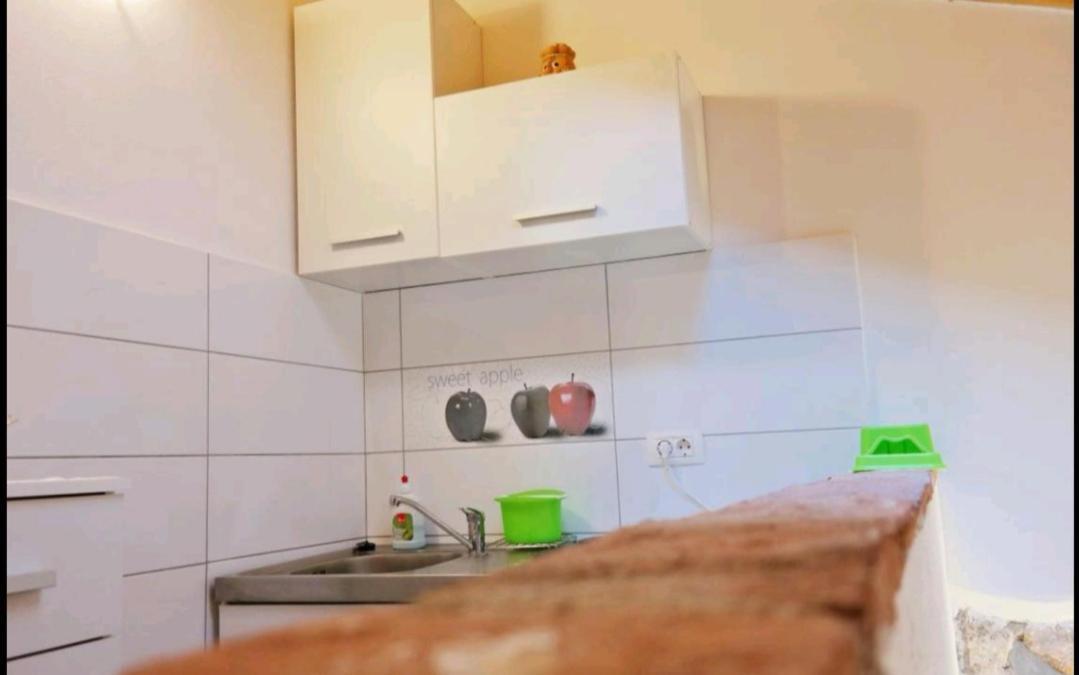 Apartment Beatrice. 10Mt To The Beach :) روفينج المظهر الخارجي الصورة